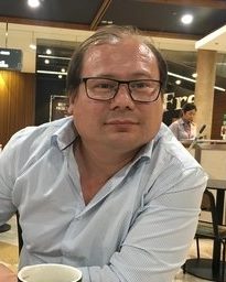 Franco Romero : Profesor de Literatura